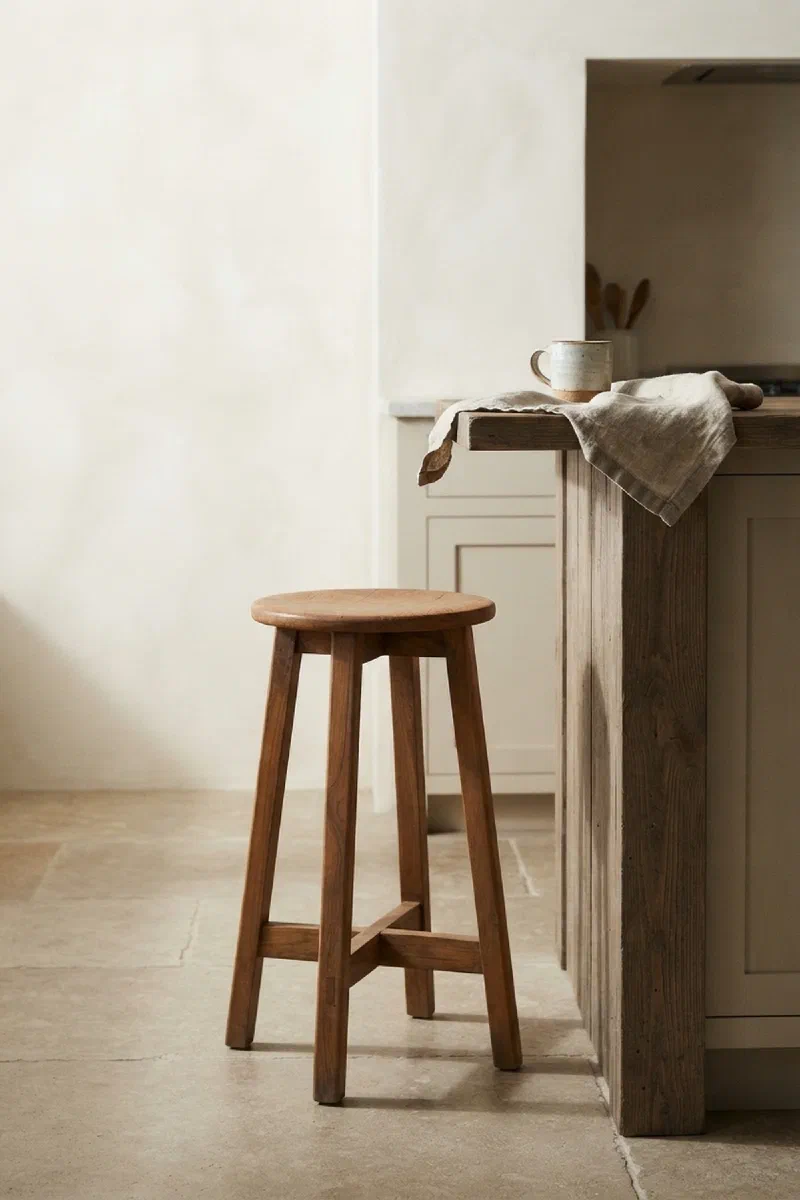Kitchen decor ideas for a more finished breakfast bar