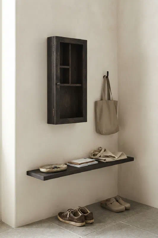 Hallway ideas for a tidier entry corner