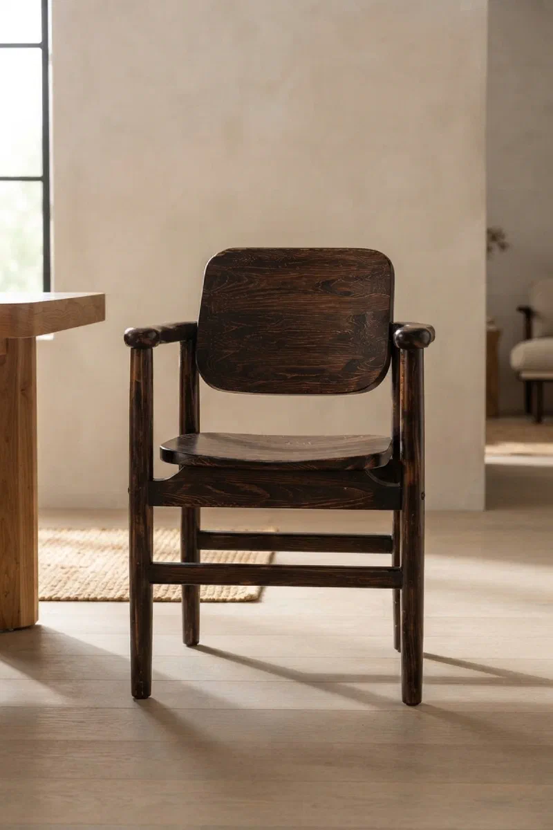 Dining room seating idea for cozy, linger-worthy meals